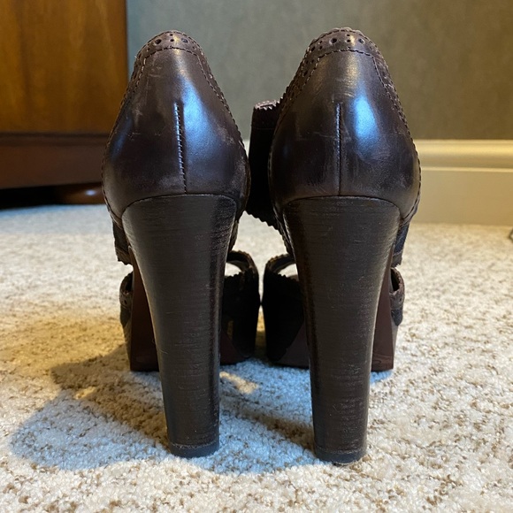 Halogen Open-Toed Pump - Picture 4 of 7